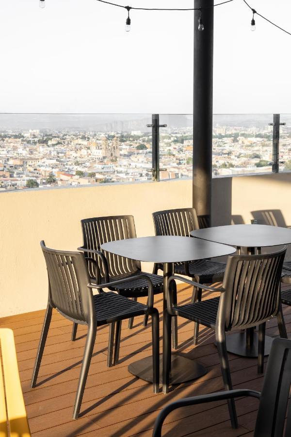 Galeria Flat Rooftop Pool Witgdl グアダラハラ エクステリア 写真