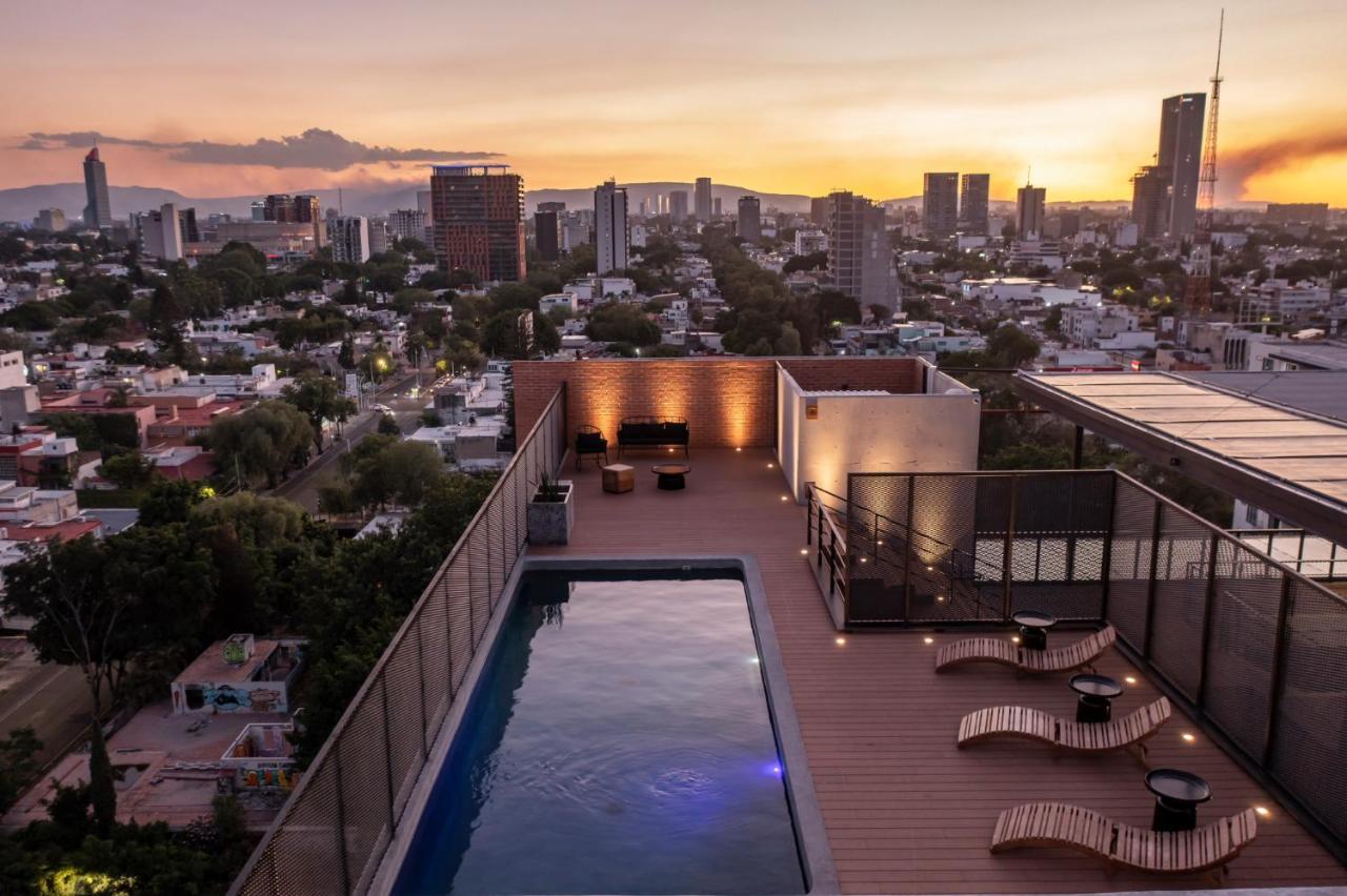 Galeria Flat Rooftop Pool Witgdl グアダラハラ エクステリア 写真