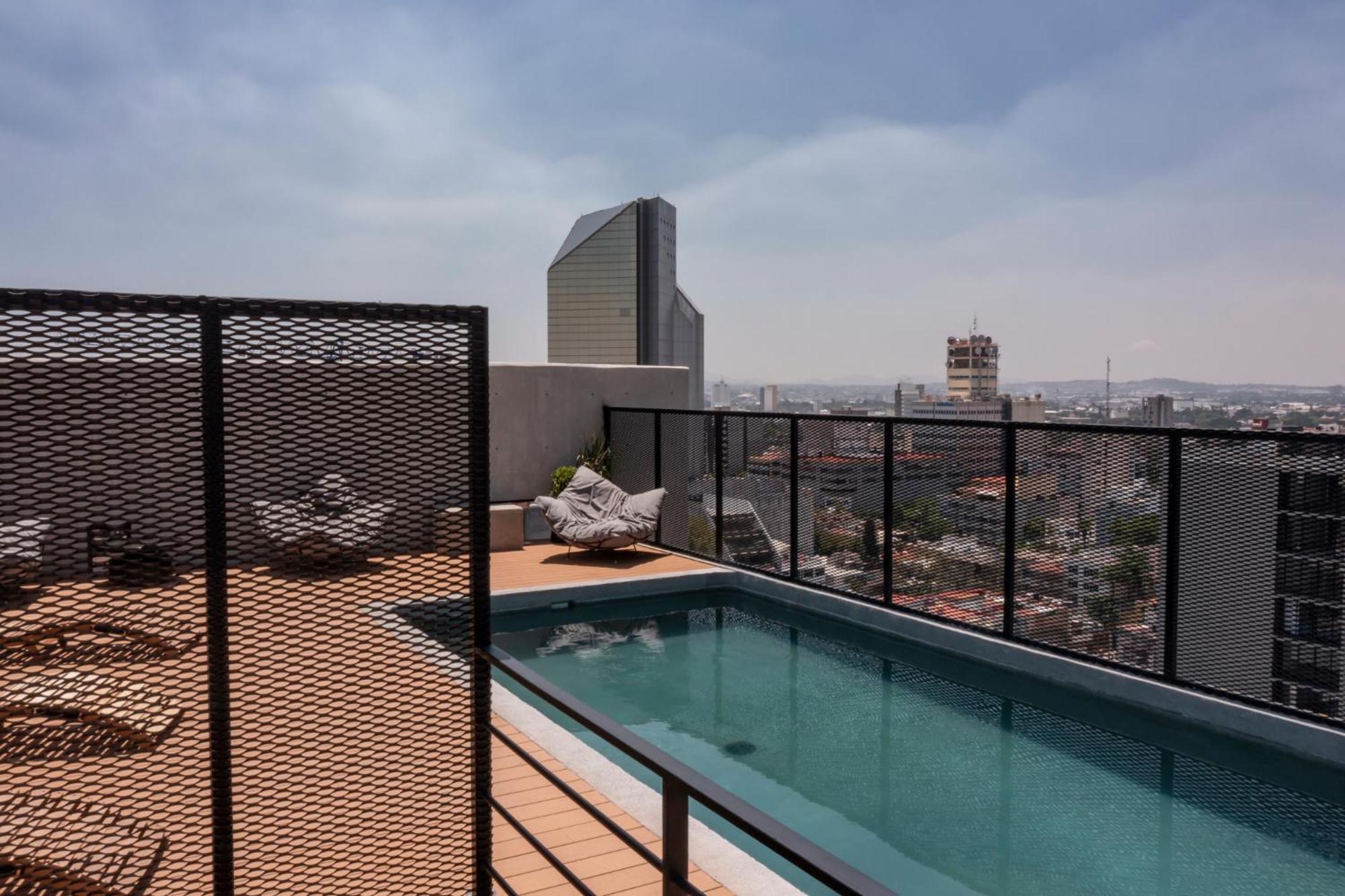 Galeria Flat Rooftop Pool Witgdl グアダラハラ エクステリア 写真